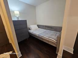 Downtown Toronto 1BR+Den | 300 Front St W