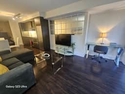 Downtown Toronto 1BR+Den | 300 Front St W