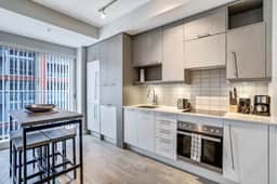 Executive Downtown 1BR | Prime Location