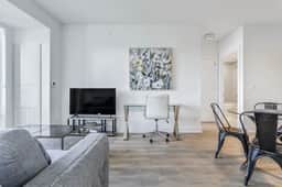Upscale North York 2BR/2BA | Park Views & Highways