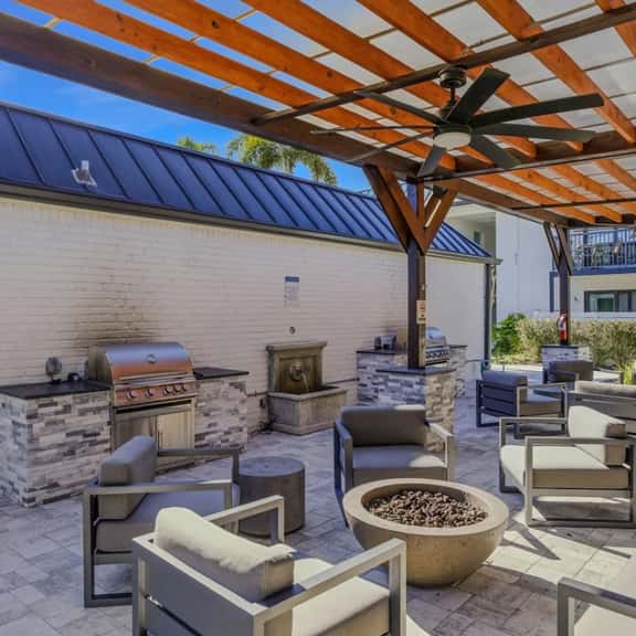 Furnished 2BR Corporate Apartment in South Tampa | Pool, Parking - Image 1