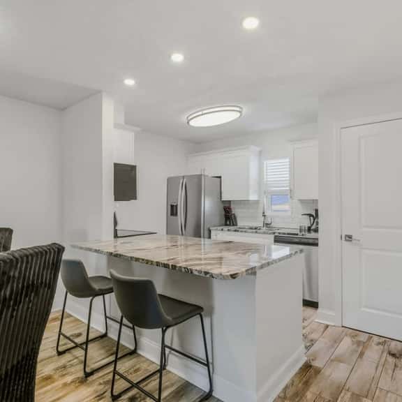 Quiet South Tampa Apt Near Airport & Hospitals - Image 1