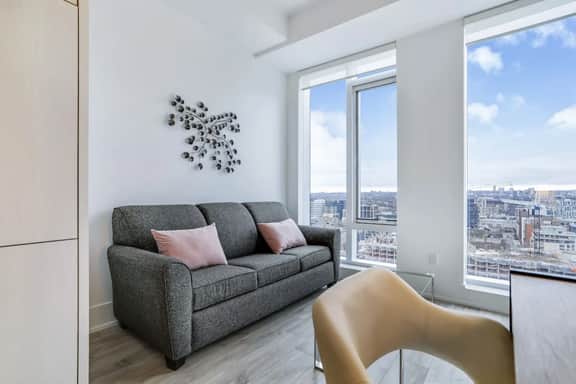 1BR at The Well Downtown | Pool, Gym & Dining