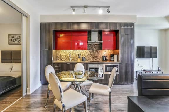 Luxury 2BR/2BA | High Floor at 300 Front St W